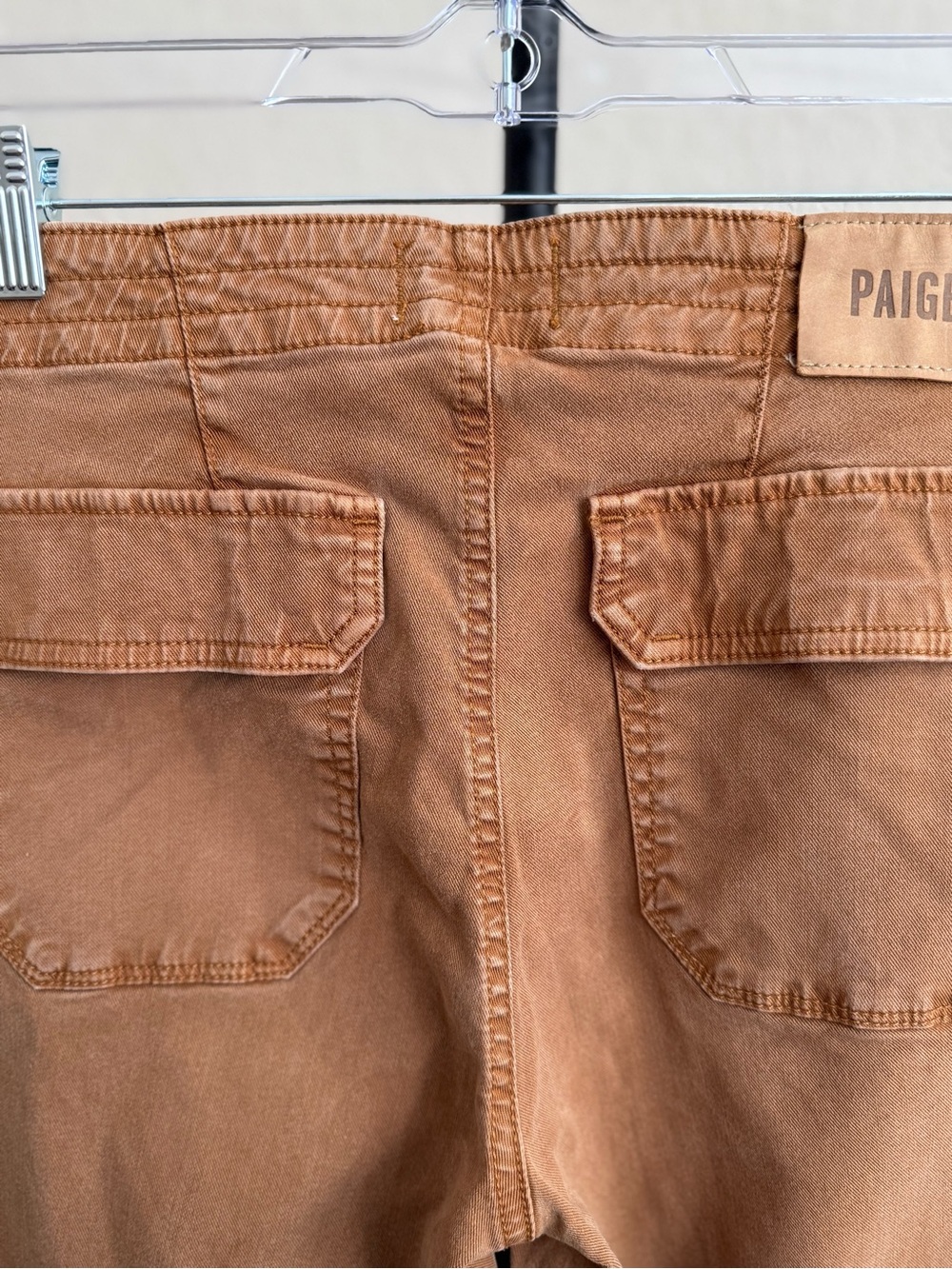 PAIGE Reid Jogger Camel Brown Tencel Utility Pants Size 26 $249 - Picture 15 of 16